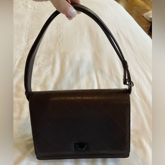 Chanel chocolate brown vintage caviar leather  with convertible strap - Picture 10 of 16